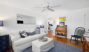 70 Carroll Ave 1009, Newport, RI 02840
