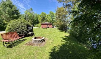 140 Lakeside Ln, Barton, VT 05839