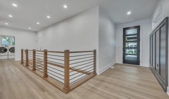 2707 1st St, Arnolds Park, IA 51331