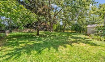 41081 N 1ST St, Antioch, IL 60002