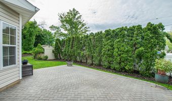91 Nutmeg Rd, Aberdeen, NJ 07747