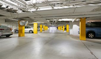 3350 N Carriageway Dr 217, Arlington Heights, IL 60004
