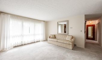 408 Hillview Dr, Aurora, IN 47001