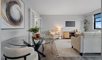 1225 KENNEDY Blvd 9H, Bayonne, NJ 07002