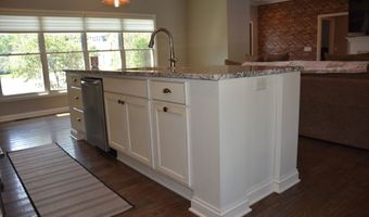 8034 Clearwater Ct, Plainfield, IN 46168