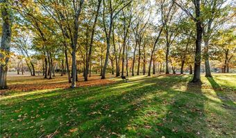 122 New Rd, East Providence, RI 02916