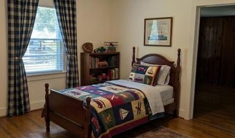 242 N 24th St, Arkadelphia, AR 71923