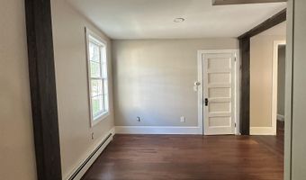 8 Main St, Bennington, NH 03442