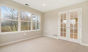 1631 Weatherstone Dr, Ann Arbor, MI 48108