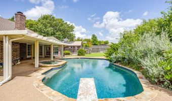425 Hillside Dr, Aledo, TX 76008