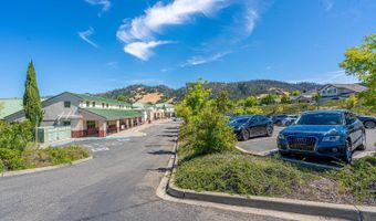 1416 Nighthawk Dr, Santa Rosa, CA 95409