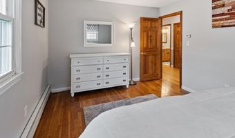 30 Marion Ave, Auburn, MA 01501