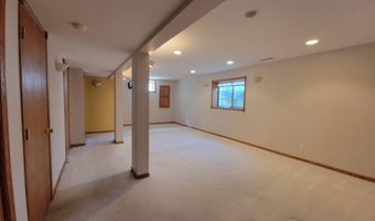 2512 Eaton Ave, Ames, IA 50010