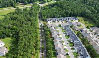 10 Castlemoor Loop, Adairsville, GA 30103