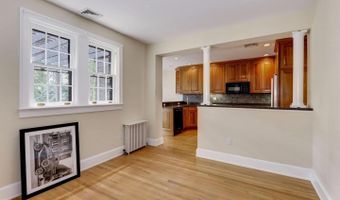 4706 32ND St N, Arlington, VA 22207