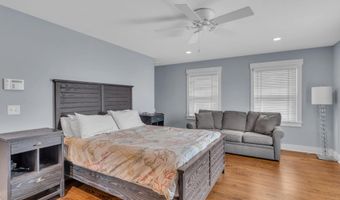 35 Bristol Pl, Bay Head, NJ 08742