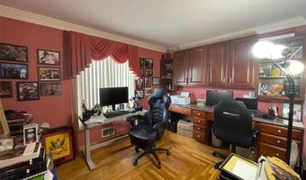 139 Honeyman Ave, Middletown, RI 02842