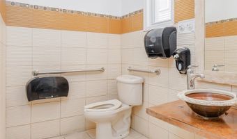 147 AVENUE E, Bayonne, NJ 07002