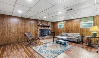 1305 Ridgeway Cir, Athens, TN 37303
