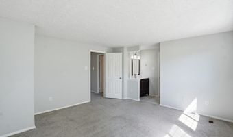 4626 BRENTLEIGH Ct, Annandale, VA 22003