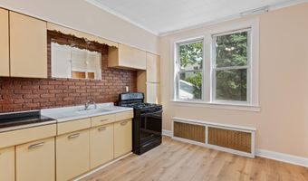 71 W 17TH St, Bayonne, NJ 07002