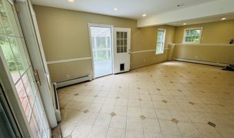 208 Water St, Canterbury, CT 06331