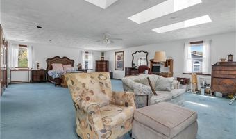15 Driftwood Dr, Coventry, RI 02816