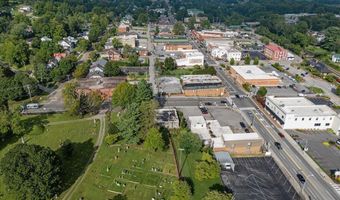 121 NW Russell Rd, Abingdon, VA 24210