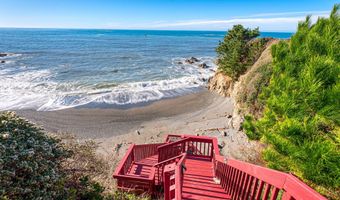 98686 FOX Dr, Brookings, OR 97415