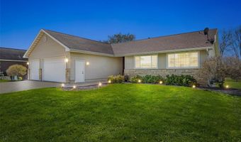 800 Kaitlynn Ave, Anamosa, IA 52205