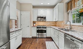 1924 DeArmon Dr, Charlotte, NC 28205