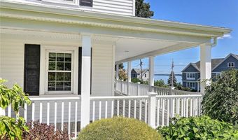 25 Viking Dr, Bristol, RI 02809
