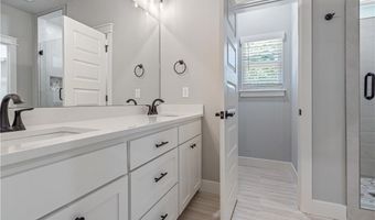 4 Berfoyl Ln, Bella Vista, AR 72715