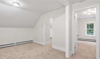 63 Prospect St, Lincoln, RI 02838