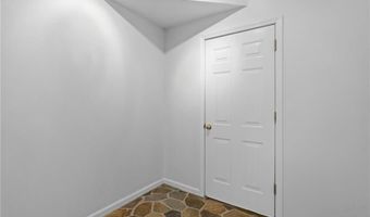 233 Ivy Glen Cir, Avondale Estates, GA 30002