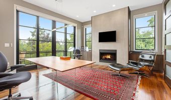 307 Windy Crest Dr, Ann Arbor, MI 48105