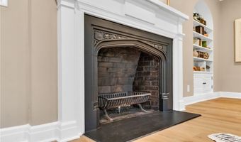 229 Metz Ave, Akron, OH 44303