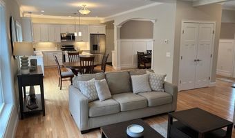 26 Cassidy Trl, Coventry, RI 02816
