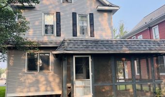 722 N Main, Aberdeen, SD 57401