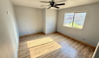 1770 Betts Ln, Bosque Farms, NM 87068