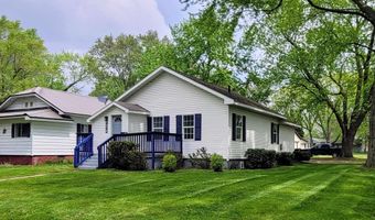 726 Pennsylvania Ave, Alma, MI 48801