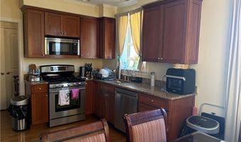 1180 Narragansett Blvd B3, Cranston, RI 02905
