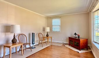 204 ADAMS Ave, Barrington, NJ 08007