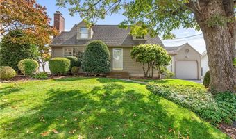 124 Longview Dr, Cranston, RI 02920