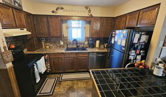 116 NW 6th Ave, Aberdeen, SD 57401
