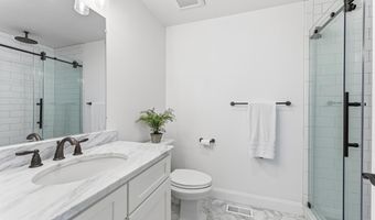 141 30th St, Avalon, NJ 08202