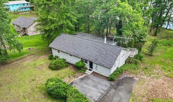 405 Lakeshore Dr, Bainbridge, GA 39819