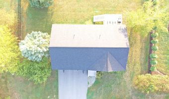 19 Virginia Ln, Bangor, ME 04401