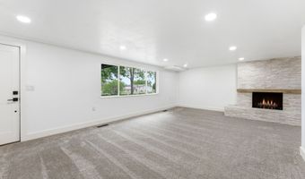 871 N BONITA Way E, Centerville, UT 84014