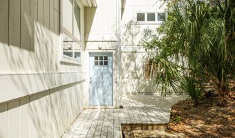 8 Racerunner Ct, Bald Head Island, NC 28461